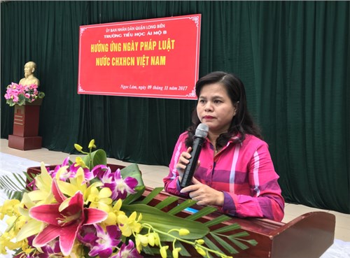 Trường Tiểu học Ái Mộ B tổ chức chuyên đề Tuyên truyền giáo dục Pháp luật hưởng ứng ngày Pháp luật nước CHXHCN Việt Nam năm 2017